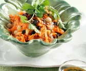Möhrensalat mit Kichererbsen