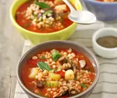 Gemüse-Gerstensuppe