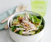 Hähnchensalat mit Spinat und Walnüssen