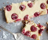 Käsekuchen-Himbeer-Schnitten
