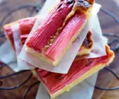 Rhabarberkuchen mit Quark