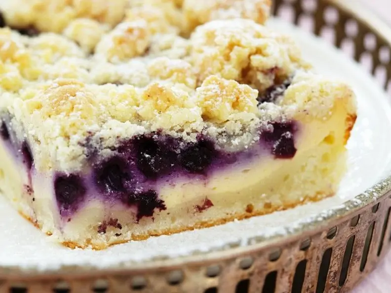 Blaubeer-Quarkkuchen mit Streusel