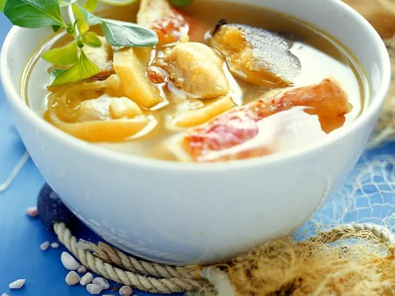 Fischsuppe mit Dorsch
