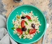 Couscous-Salat mit Oliven