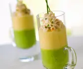 Spargelsuppe mit Krabben