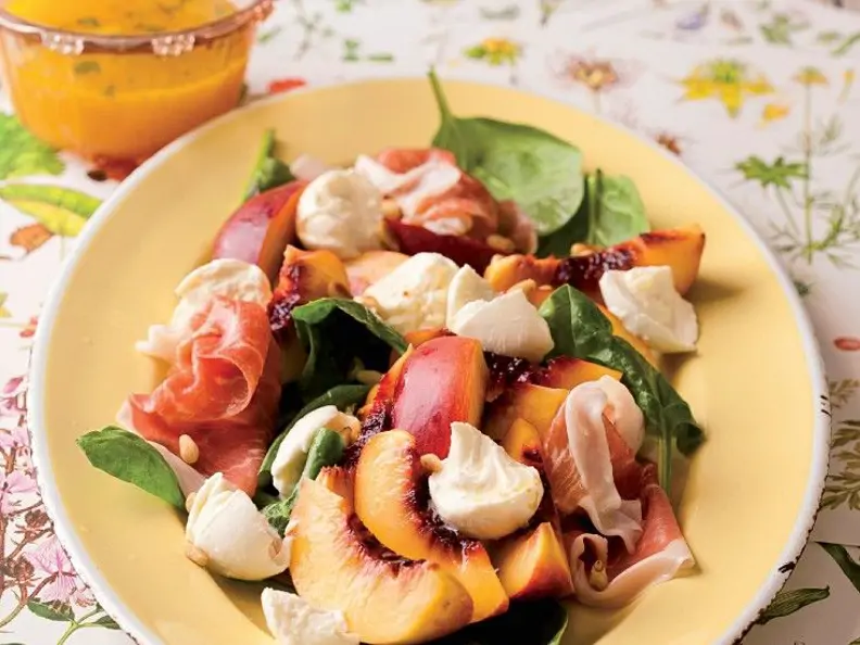 Spinatsalat mit Schinken