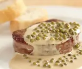 Steak mit Pfeffersauce