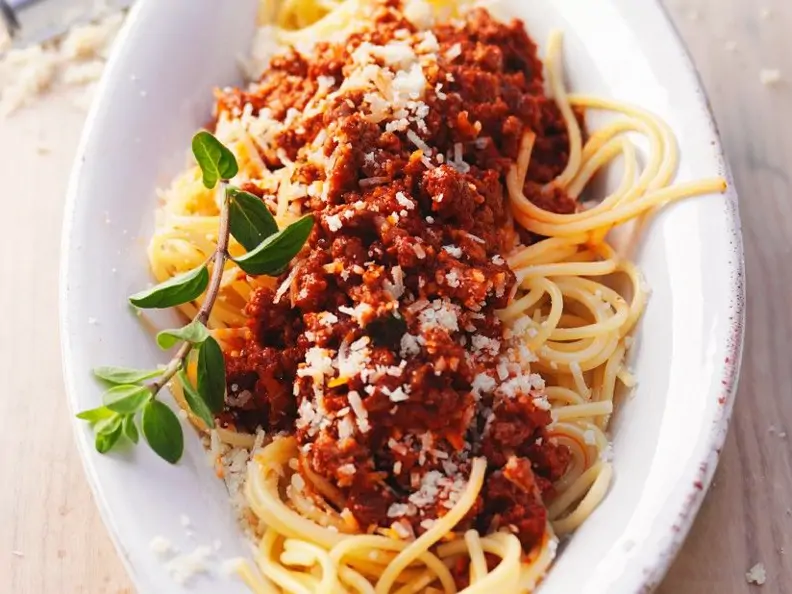 Spaghetti mit Hackfleischsauce