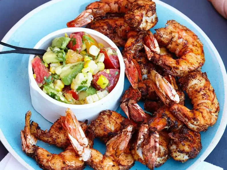Shrimps vom Grill mit Salsa