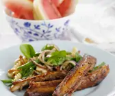 Spareribs mit Nudelsalat