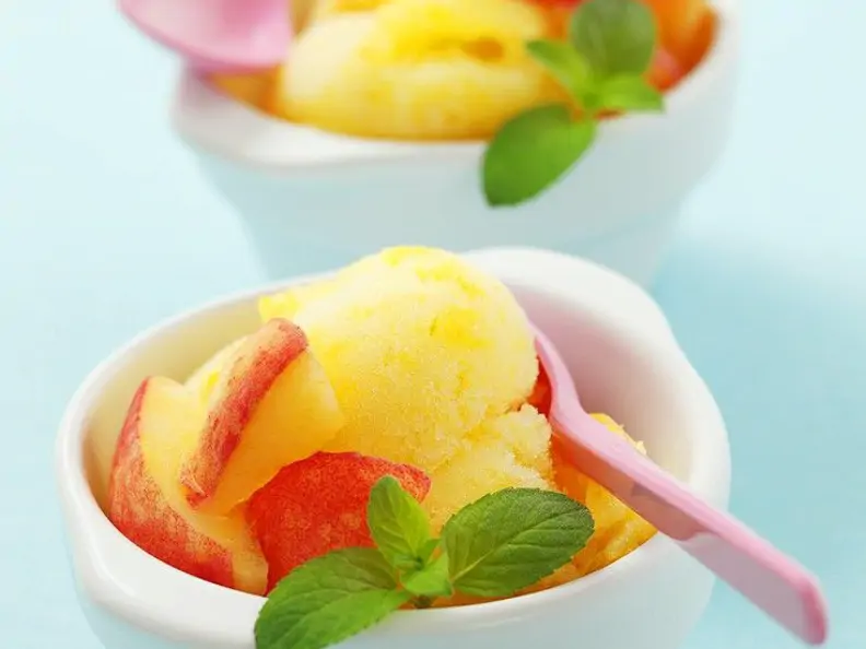 Pfirsichsorbet