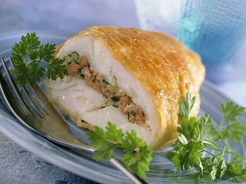 Mit Lachs gefüllter Steinbutt