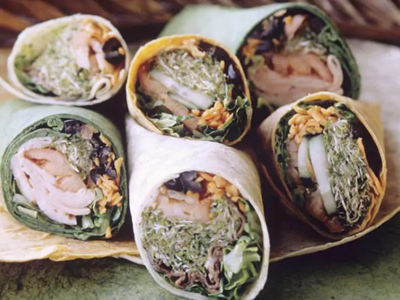 Wraps mit Gemüse-Schinkenfüllung