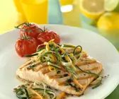 Lachsforellenfilet mit Gemüse