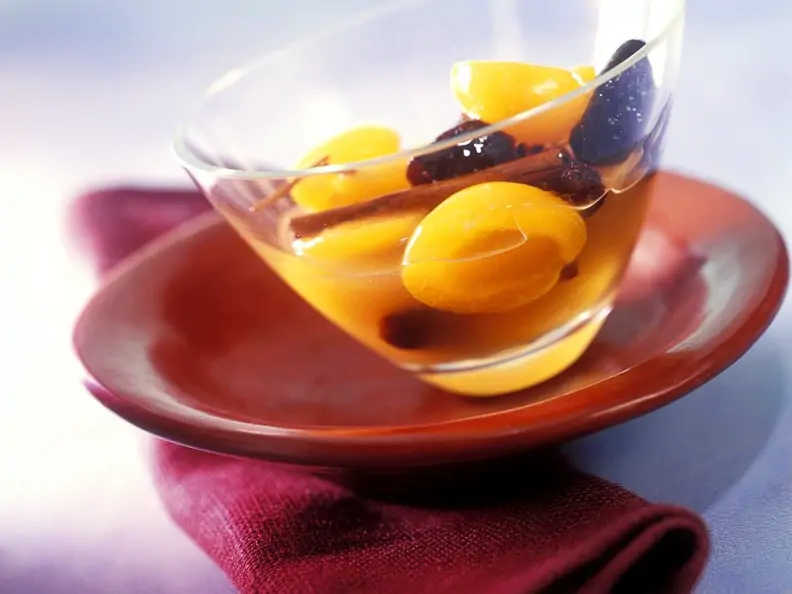 Eingelegte Früchte