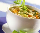 Reis-Gemüse-Suppe