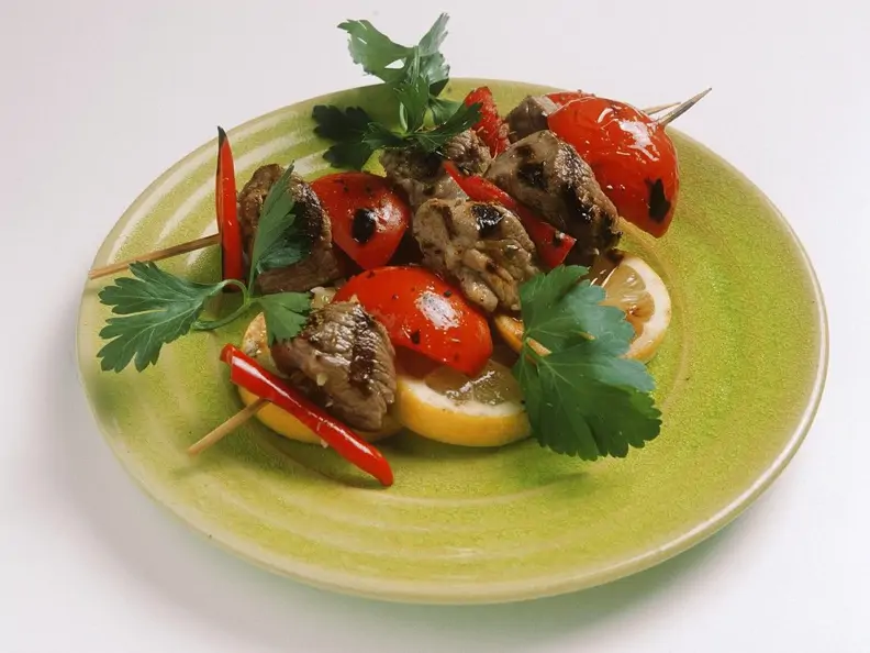 Lamm-Tomaten-Spieße