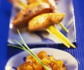Hähnchenspieße mit süßsaurer Kürbis-Salsa