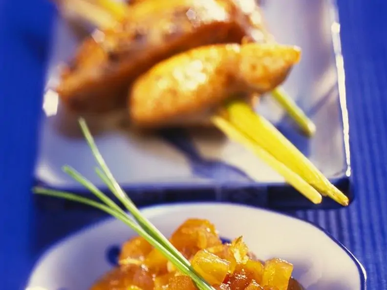 Hähnchenspieße mit süßsaurer Kürbis-Salsa
