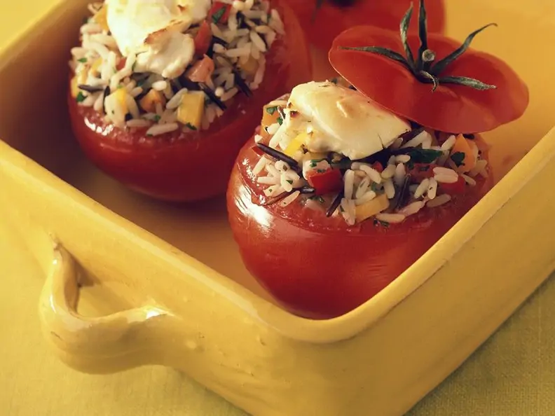 Gefüllte, gebackene Tomaten