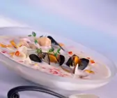 Miesmuschelsuppe mit Gemüse