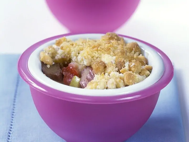 Schneller Rhabarber-Crumble