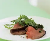 Roastbeef mit Salsa-Verde-Dip
