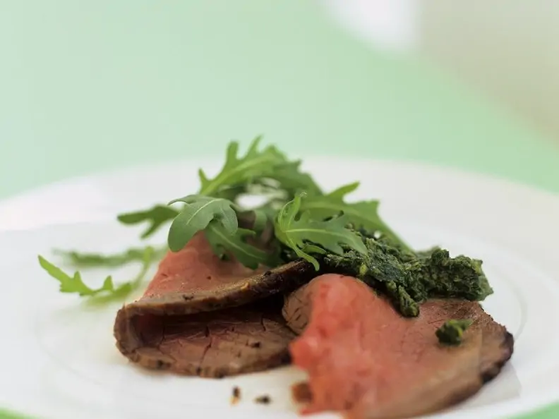 Roastbeef mit Salsa-Verde-Dip