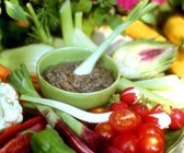 Rohkost mit pikantem Dip