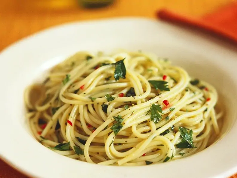 Spaghetti mit Petersilie