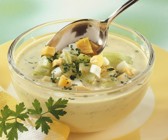 Gurken-Kefirsuppe