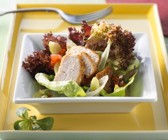 Blattsalat mit Hähnchen