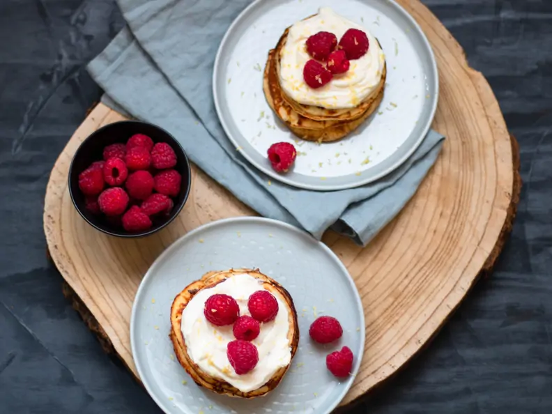 Cream-Cheese-Low-Carb-Pancakes