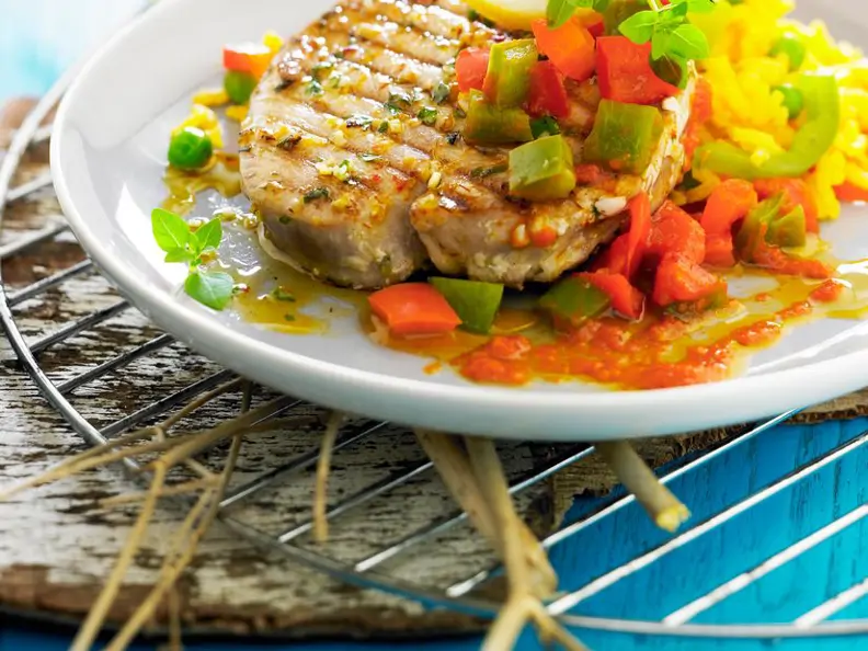 Thunfisch vom Grill mit Paprika