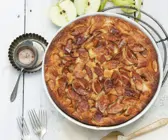 Apfelkuchen mit Mandeln und Zimt