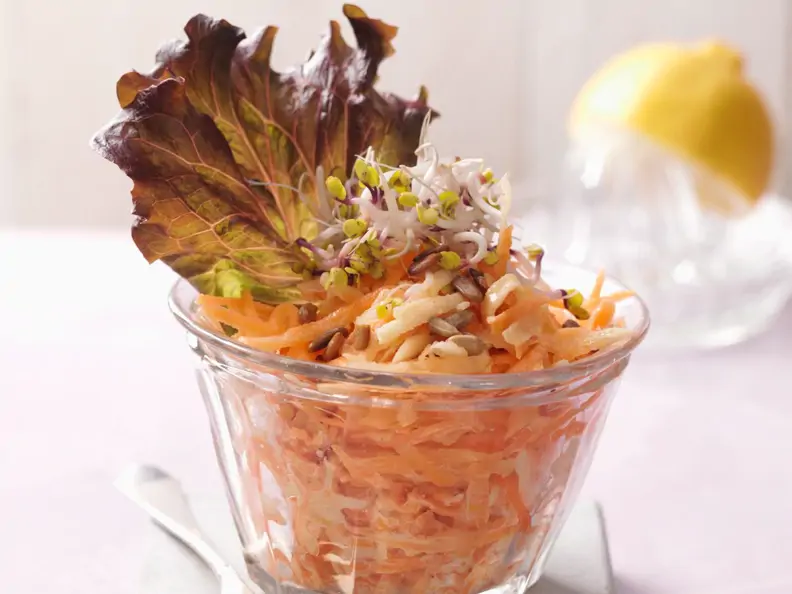 Möhren-Apfel-Salat