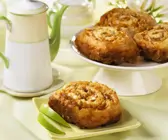 Nuss-Schnecken mit Apfel