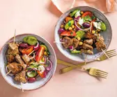 Rindfleisch-Souvlaki-Bowl