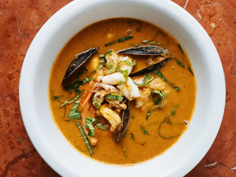 Mediterrane Meeresfrüchtesuppe