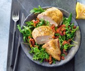 Zitronen-Meerrettich-Hähnchen auf Rucola