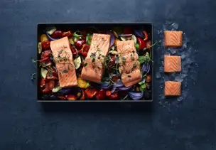 Norwegischer Lachs auf Gemüse