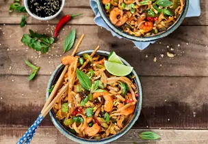 Pad Thai mit Garnelen