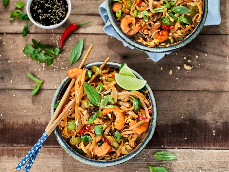 Pad Thai mit Garnelen