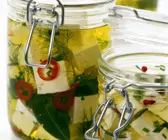 In Öl eingelegter Feta