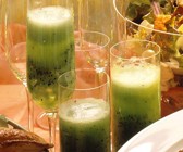 Kiwi-Sekt-Cocktail