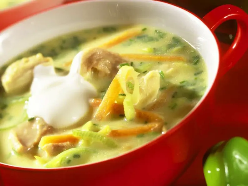 Hühner-Kartoffelsuppe