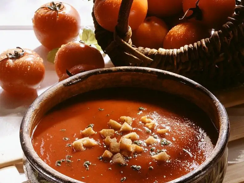 Tomatenkaltschale