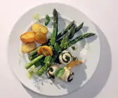Schollen-Involtini mit Spargel und Pesto