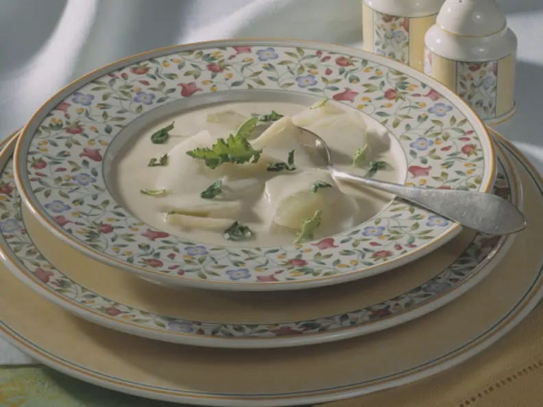 Feine Käsesuppe mit Kohlrabi