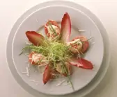 Gepökelte Kalbshaxenmedaillons mit Tomaten-Mayonnaise